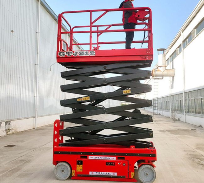 大安镇自行走移动式升降机